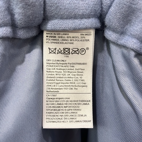 Silent auction - New with tags, Banana Republic pants - Picture 4 of 4